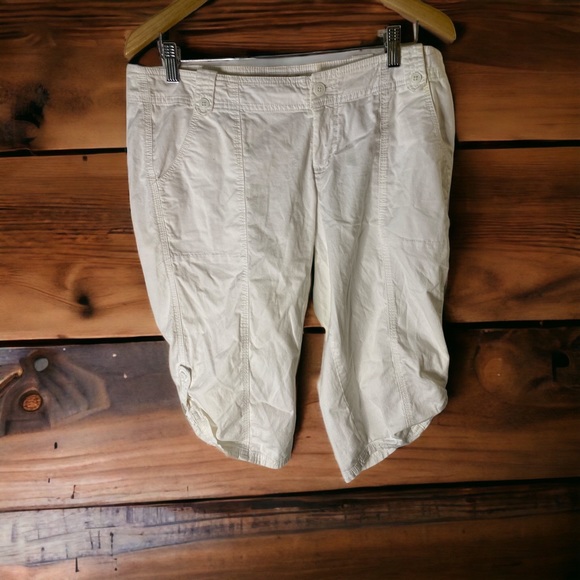 Guess Jeans Womens White Cotton Blend Mid Rise Bermuda Shorts Plus Size 32 - Picture 7 of 10